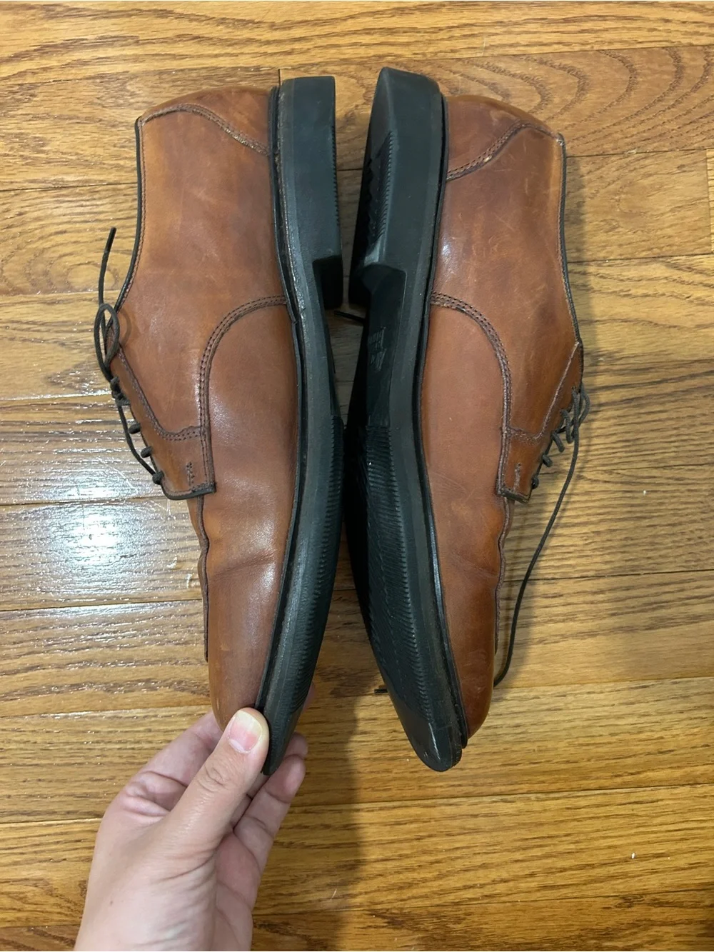 Allen Edmonds Kennett Cognac Brown Split Toe Leather Derby Shoes